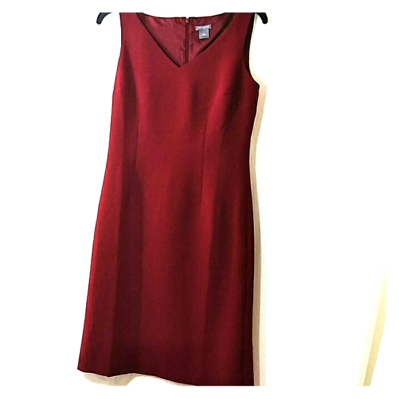 Ann Taylor Dresses & Skirts - Ann Taylor Sheath Dress